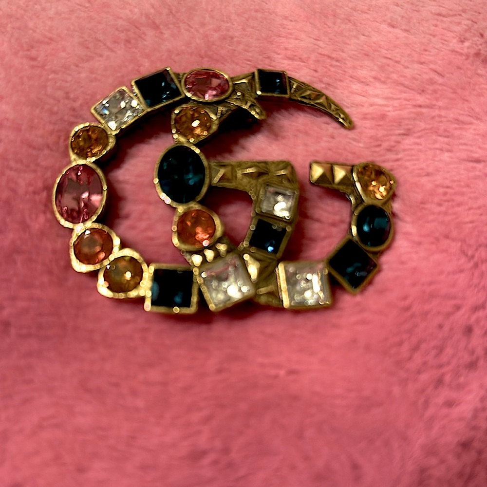 Gucci authentic colorful buckle can be use with shoe laces